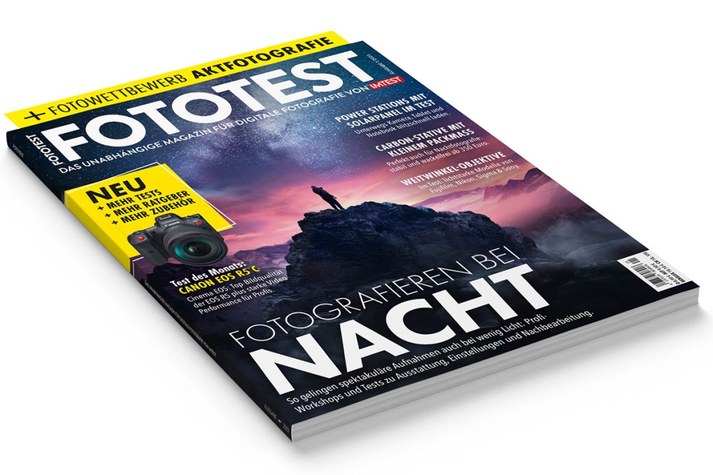 Die Fototest-Ausgabe 01/2023 vor weißem Hintergrund.