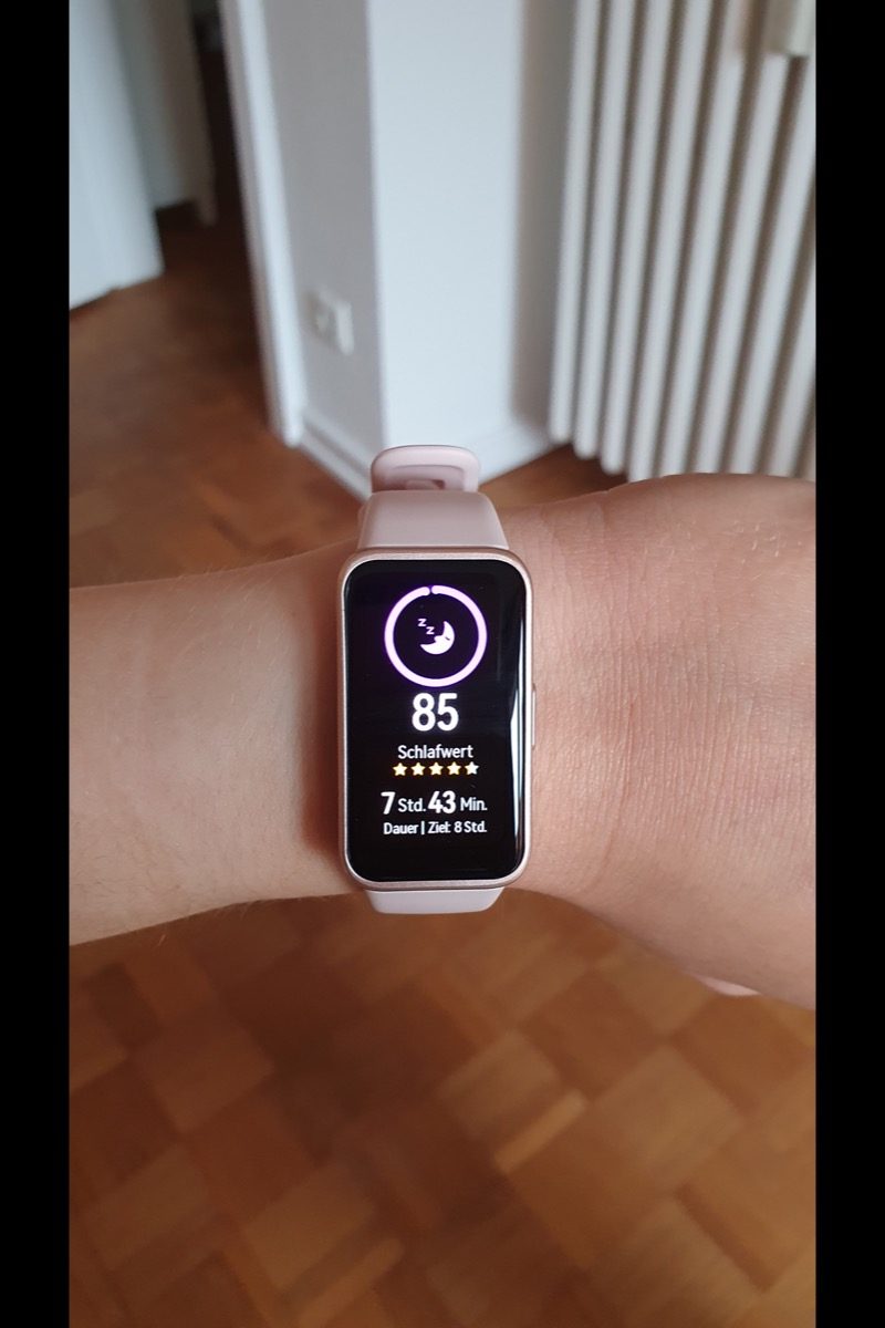 Eine Anzeige auf dem Huawei Band 8.