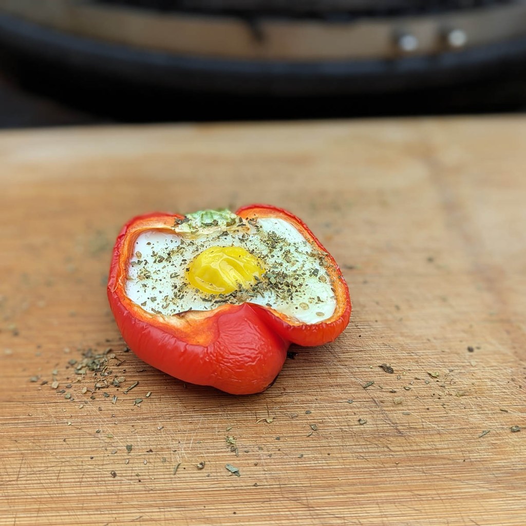 Paprika mit Spiegelei