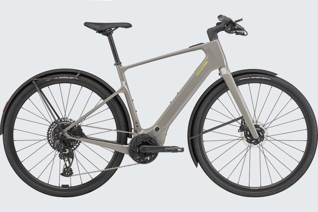 Productshot City-E-Bike in braun von der Seite