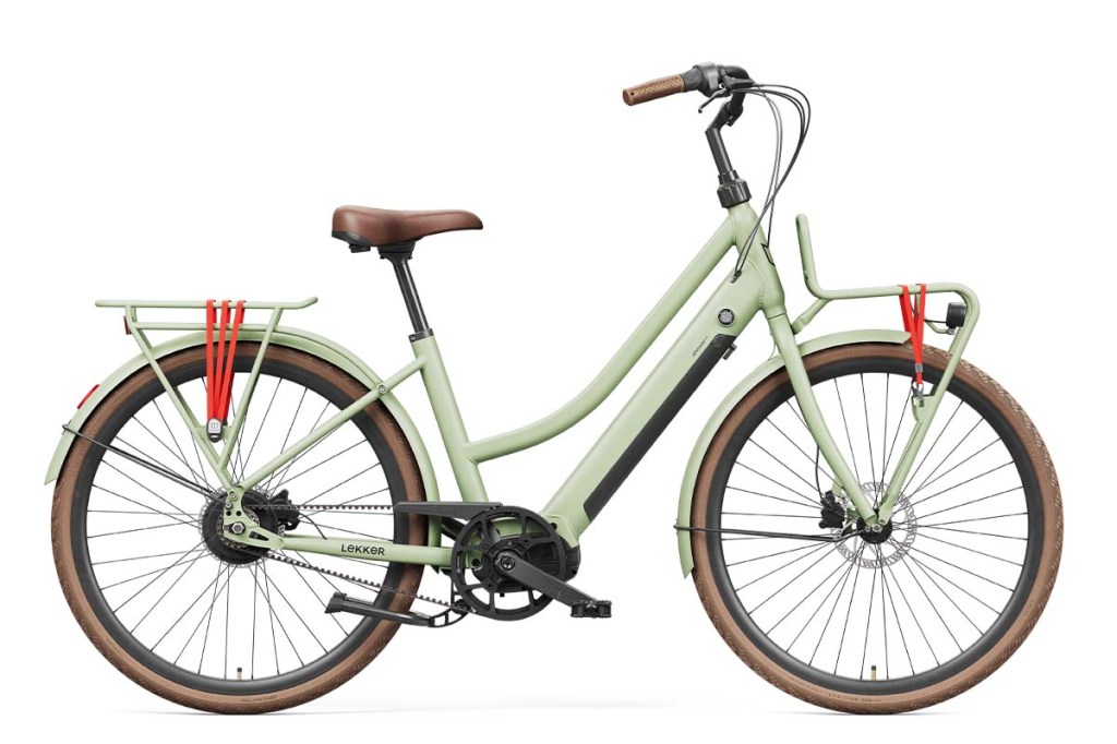 Productshot grünes City-E-Bike von der Seite