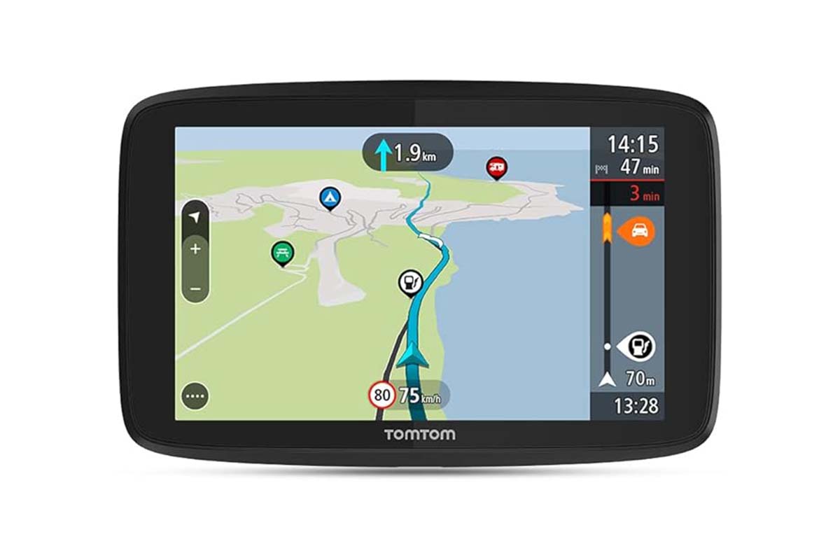 Navigationsgerät mit Wegführung auf weißem Grund