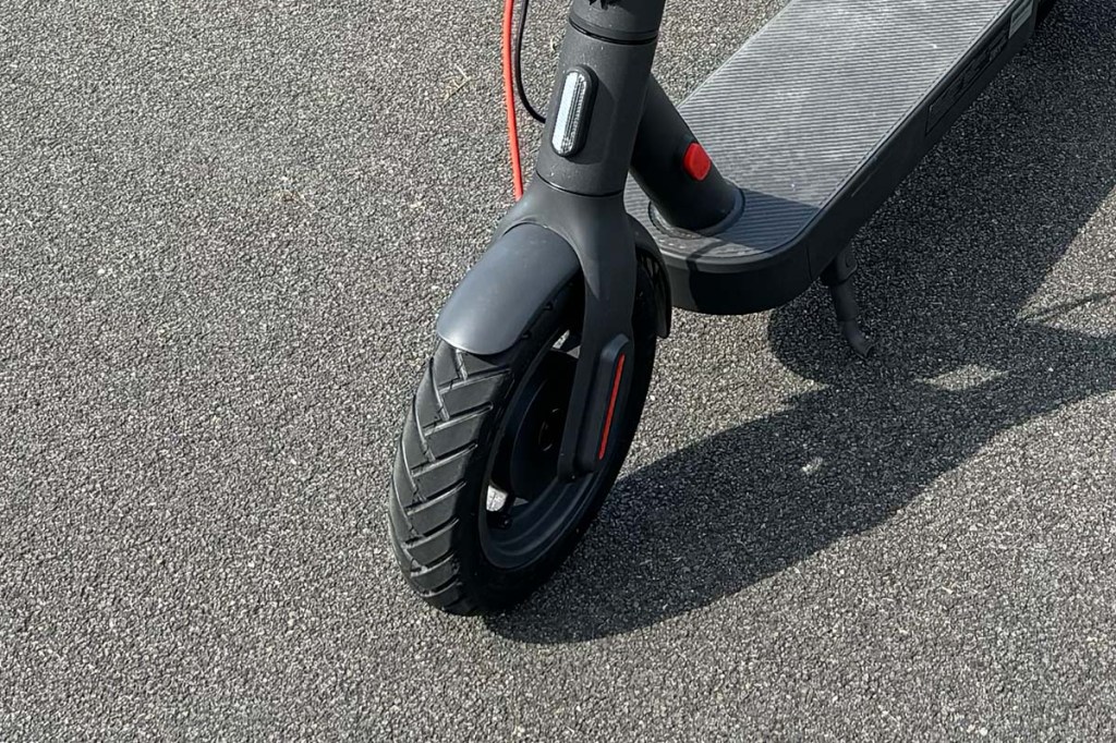 Nahaufnahme Reifen E-Scooter