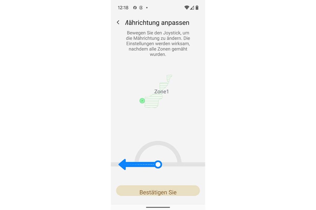 Blick in eine App eines Rasenmähroboters, bei dem man die Mährichtung festlegen kann